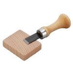 Pogcaurumu izgriešanas ierīce ar koka klucīti